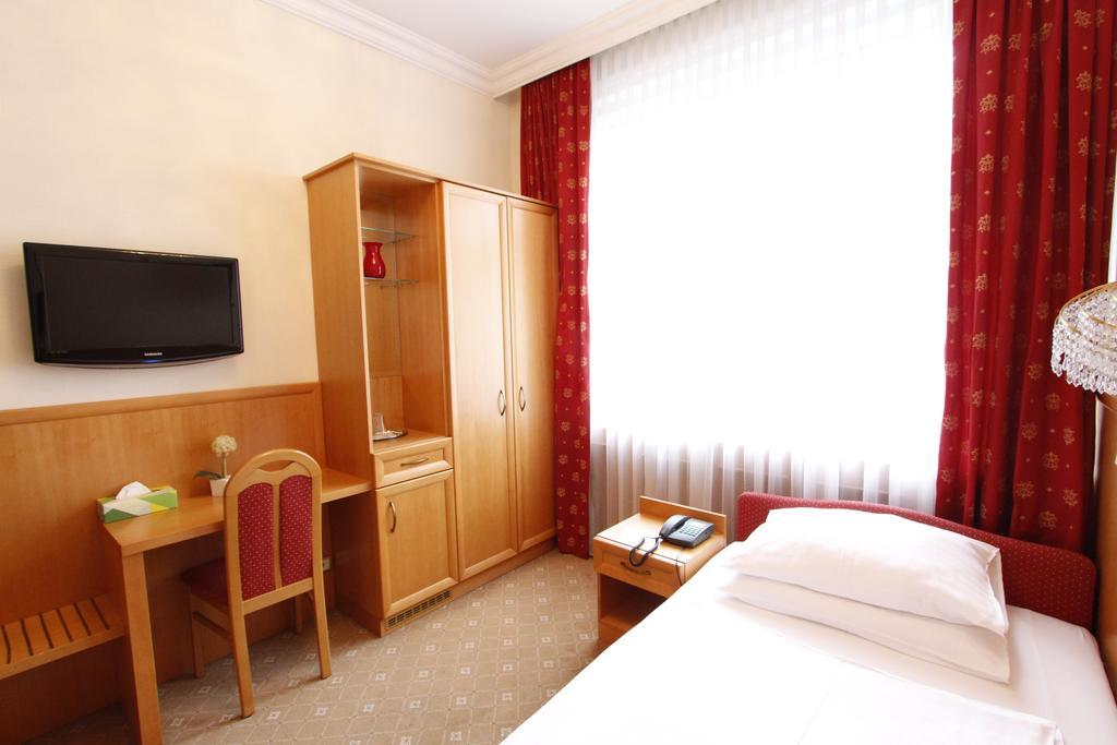 Hotel Corvinus Wenen Buitenkant foto