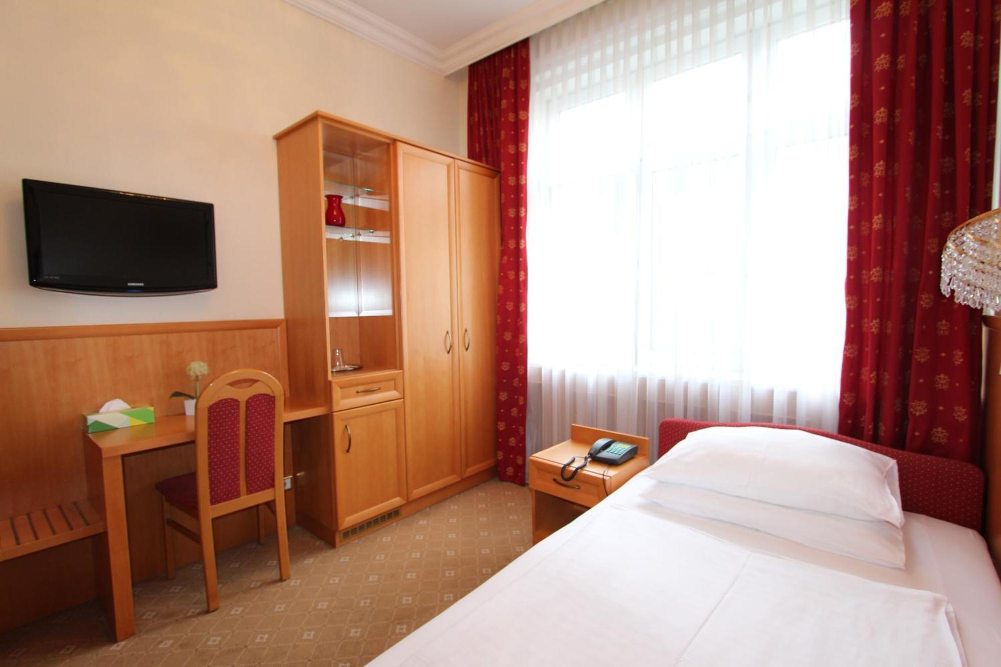 Hotel Corvinus Wenen Kamer foto