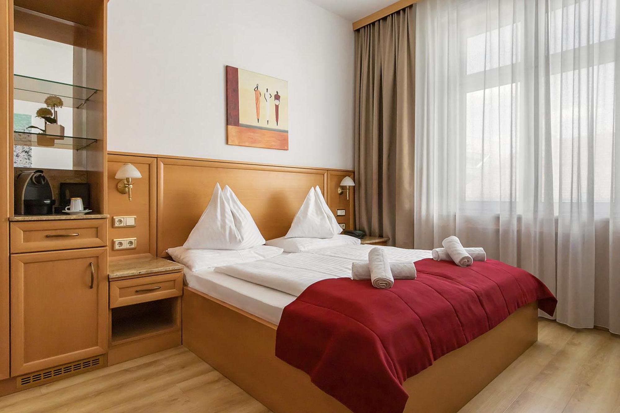 Hotel Corvinus Wenen Buitenkant foto